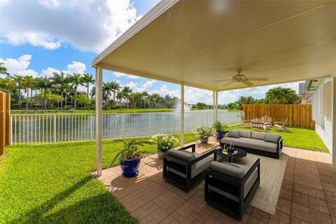 3377 NE 2nd Dr, Homestead, FL 33033