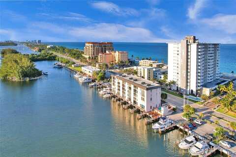 3200 N Ocean Dr, Hollywood, FL 33019