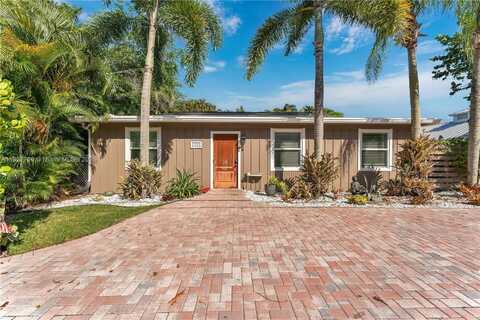 1862 Center St, Jupiter, FL 33458