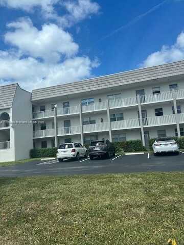 8280 Sunrise Lakes Blvd, Sunrise, FL 33322