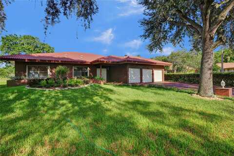 119 NW 81st Way, Coral Springs, FL 33071