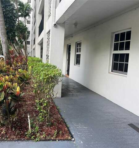 2900 N Course Dr, Pompano Beach, FL 33069