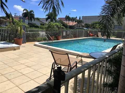 1100 NE 1st Ct, Hallandale Beach, FL 33009