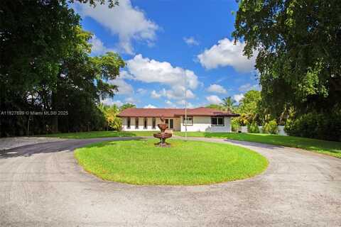 5881 SW 160th Ave, Southwest Ranches, FL 33331