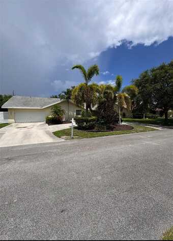 14603 SW 152nd Ct, Miami, FL 33196
