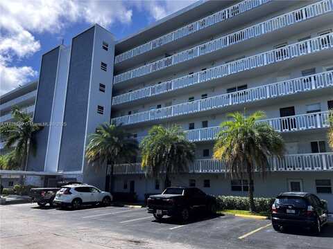 320 NE 12th Ave, Hallandale Beach, FL 33009