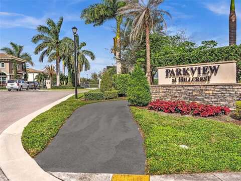 3976 Poinciana Ln, Hollywood, FL 33021
