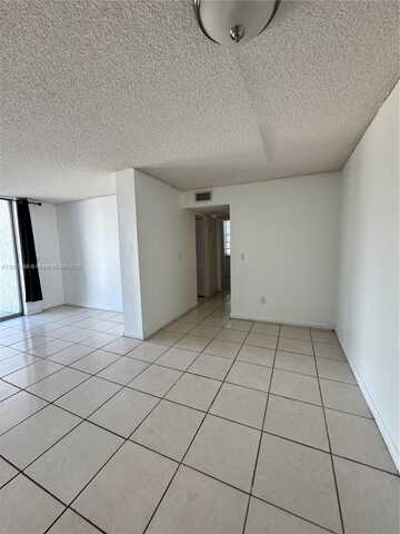 12105 NE 6th Ave, North Miami, FL 33161