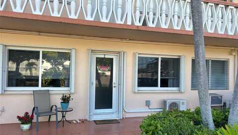 1000 SW 10th Ter, Hallandale Beach, FL 33009