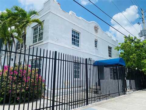 577 NE 62nd St, Miami, FL 33138