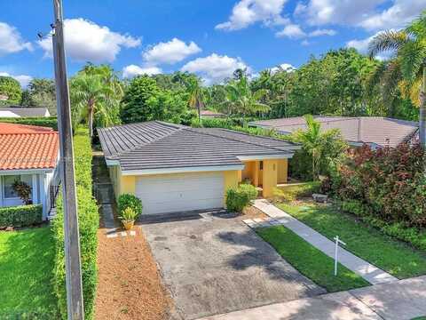 527 Gerona Ave, Coral Gables, FL 33146