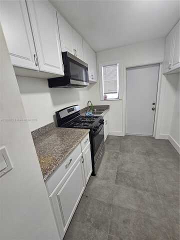 7825 Crespi Blvd, Miami Beach, FL 33141