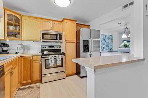 undefined, Pembroke Pines, FL 33024