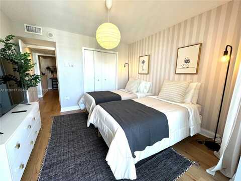 undefined, Miami Beach, FL 33140