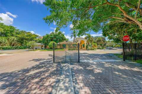 9999 Summerbreeze Dr, Sunrise, FL 33322