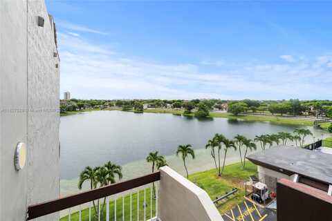 10290 NW 9th St Cir, Miami, FL 33172