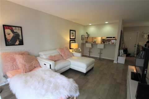 825 NW 13th St, Boca Raton, FL 33486