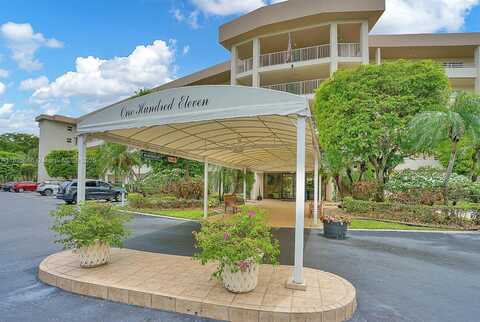 535 Oaks Dr, Pompano Beach, FL 33069
