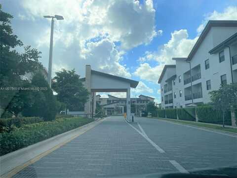 7905 NW 104 Ave, Doral, FL 33178
