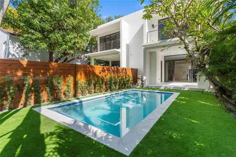3026 Aviation Ave, Miami, FL 33133