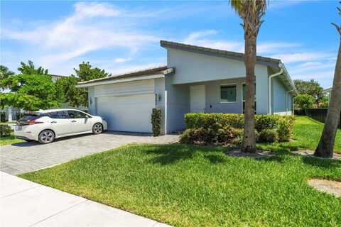 4242 Rosa Dr, Deerfield Beach, FL 33064