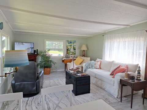 1412 Park St, Burlington, WI 53105