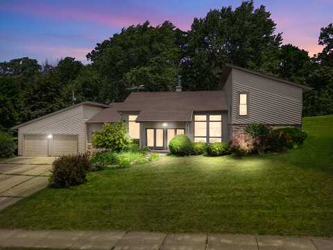 540 Werner Dr, Kewaskum, WI 53040