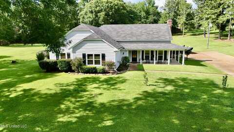102 Water Oaks Drive, Clinton, MS 39056