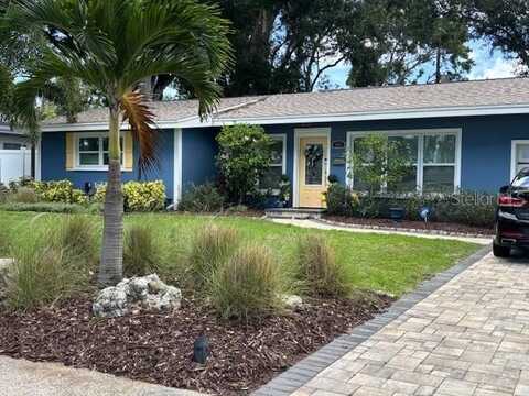 906 PONCE DE LEON BOULEVARD, BELLEAIR, FL 33756