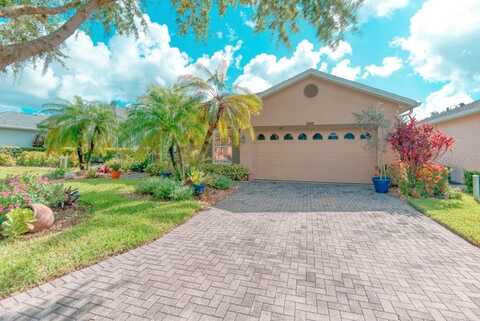 142 LARGO DR, POINCIANA, FL 34759