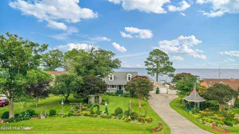 188 Baxter Estates Road, Moyock, NC 27958