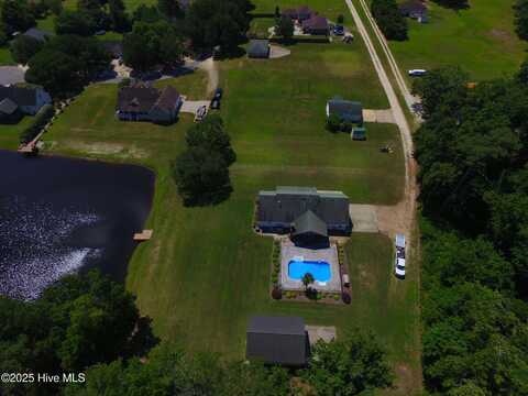 104 Perrys Way, Grandy, NC 27939