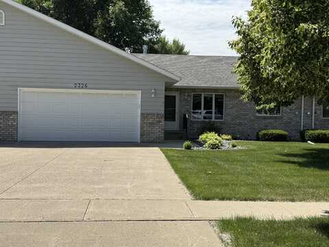 2326 SE Crystal Avenue, Aberdeen, SD 57401