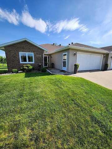 2008 NW 20th Avenue, Aberdeen, SD 57401