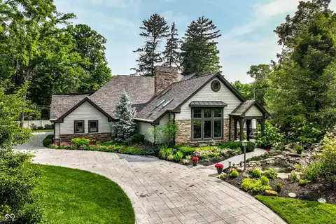 8651 Emerald Lane, Indianapolis, IN 46260
