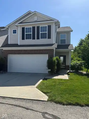 9623 Prairie Smoke Drive, Noblesville, IN 46060