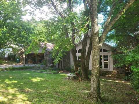33 Dogwood ST, West Fork, AR 72774