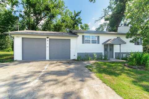 1103 NW 10th ST, Bentonville, AR 72712