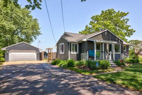 5255 E Holland, Saginaw, MI 48601