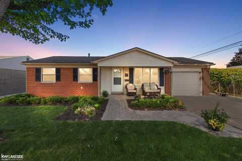 39177 Roslyn, Sterling Heights, MI 48313