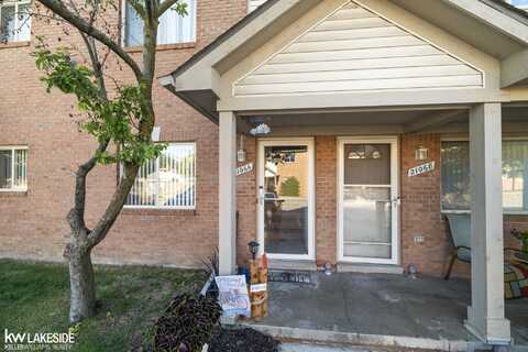 21066 Flora, Roseville, MI 48066