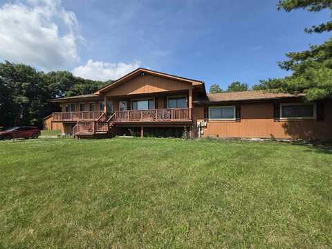 55305 Fairchild, Macomb, MI 48042