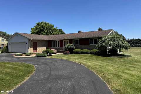 527 Camelot, Pigeon, MI 48755