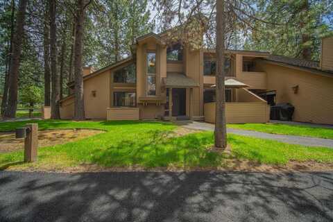 17693 Tennis Village Court, Sunriver, OR 97707