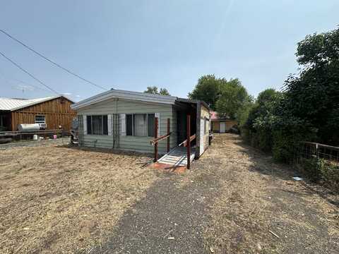 309 NW Bridge Street, John Day, OR 97845
