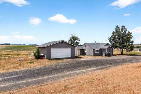 825 NE Loucks Road, Madras, OR 97741