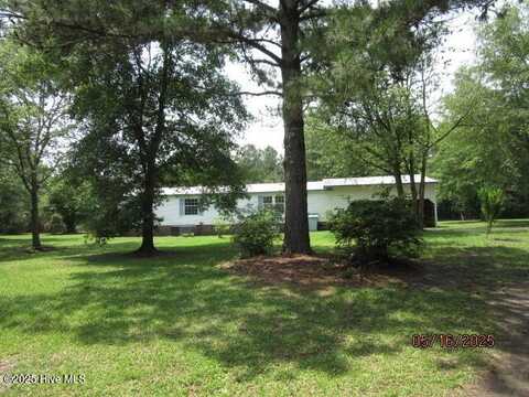 371 Eneas Lanier Road, Chinquapin, NC 28521