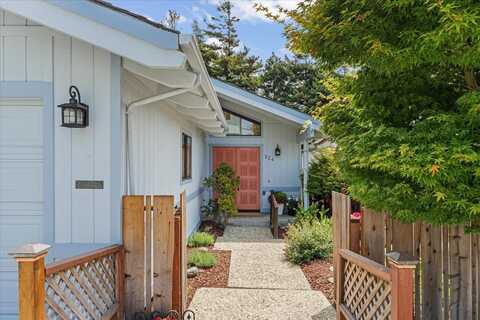 224 Pilkington AVE, SANTA CRUZ, CA 95062