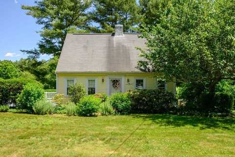 89 W Elm St, Pembroke, MA 02359