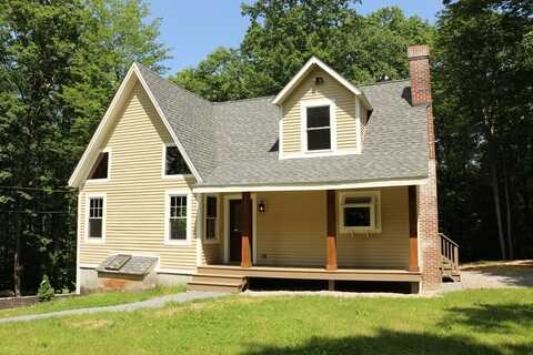 35 Birch Dr, Petersham, MA 01366